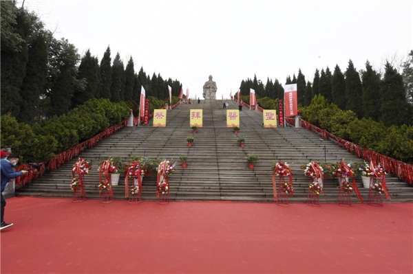 仲景宛西制藥弘揚(yáng)中醫(yī)藥文化，舉辦張仲景誕辰1871周年慶典活動(dòng)