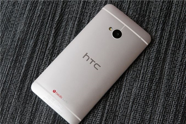 安卓經(jīng)典神機(jī)HTC M7的設(shè)計師：跳槽蘋果了