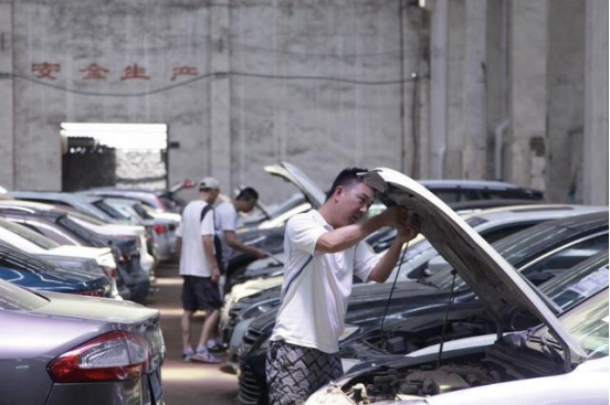 從車市到親戚再到瓜子二手車，坎坷的買車之路