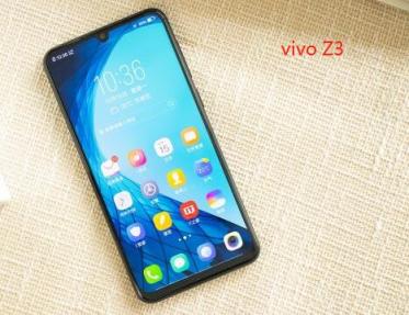 過年換機 看完聯(lián)想Z5s、榮耀 Play、vivo Z3對比就知道買哪款了