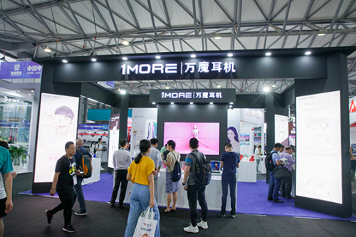 CES Asia 2019，1MORE展現(xiàn)高音質(zhì)與顏值兼?zhèn)涞臅r(shí)尚真無(wú)線藍(lán)牙耳機(jī)