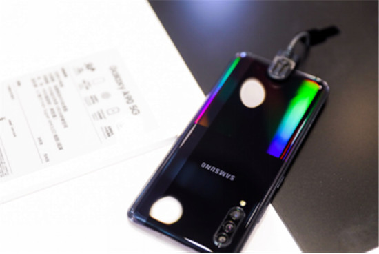 5G套餐公布后 三星Galaxy A90 5G教你手機如何選