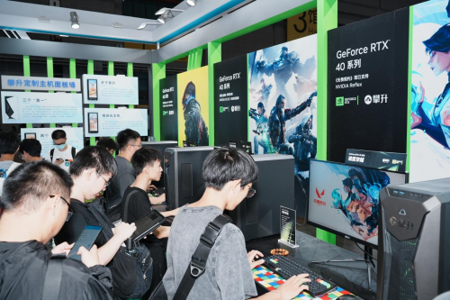 直擊BW2023現(xiàn)場(chǎng)，攀升玩創(chuàng)嘉年華次元新品、GeForce RTX 40系主機(jī)炫酷亮相